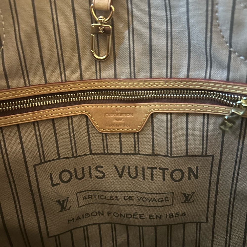 Louis Vuitton Classic Brown MM Neverfull Tote - Picture 6 of 8